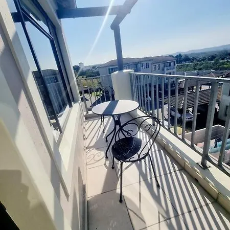 Bright And Sunny 2 Bedroom Flat Plettenberg Bay Exterior photo