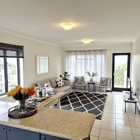 Bright And Sunny 2 Bedroom Flat Plettenberg Bay Exterior photo